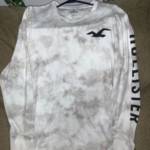 Men’s small long sleeve Hollister shirt